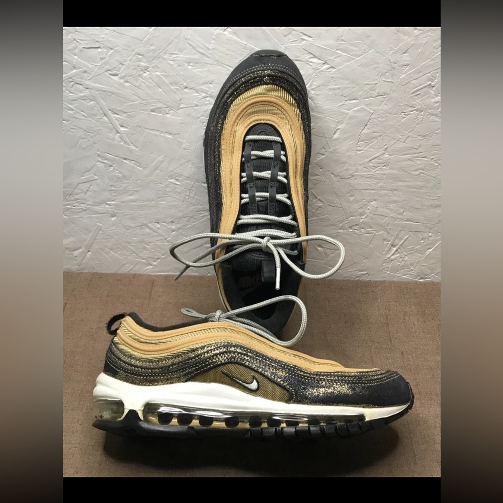 Nike Air Max 97 Women’s Running Shoes Gold Black Size 8.5 Athletic Sneakers